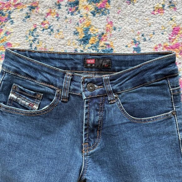 Diesel Dark Wash, low rise Skinny jeans - Picture 4 of 4